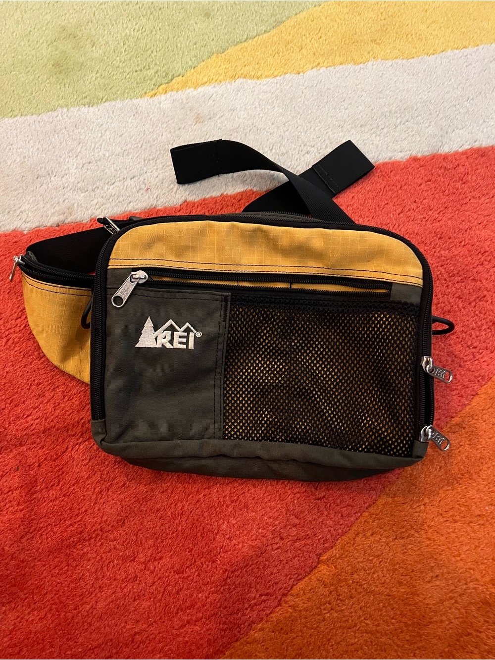 REI Two-Tone Yellow and Black Waist Pack Vintage